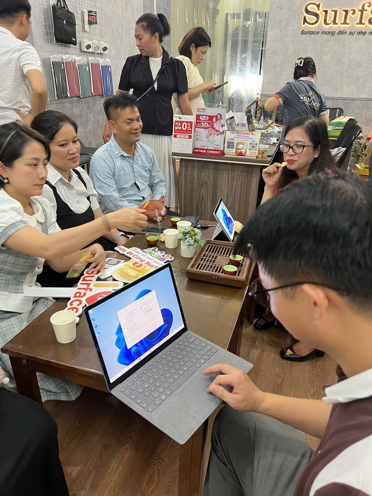 2 Surface Plus - Nơi mua sắm Surface chính hãng, giá tốt, bảo hành dài hạn