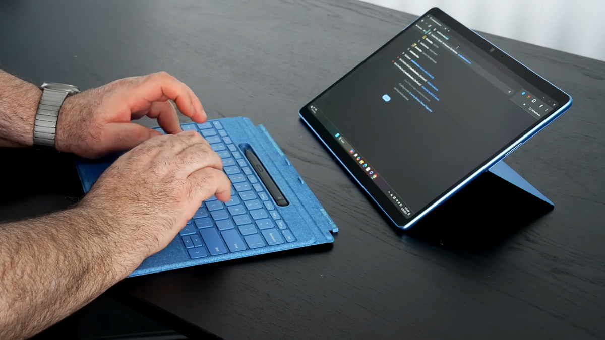 danh gia surface 11 29 Đánh giá Surface Pro 11: Microsoft chưa từng tạo ra một chiếc Surface nào hoàn hảo như thế