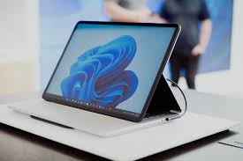 tai xuong 1 Surface Pro 9 Chính Hãng - Lựa Chọn Hoàn Hảo Cho Lập Trình Viên